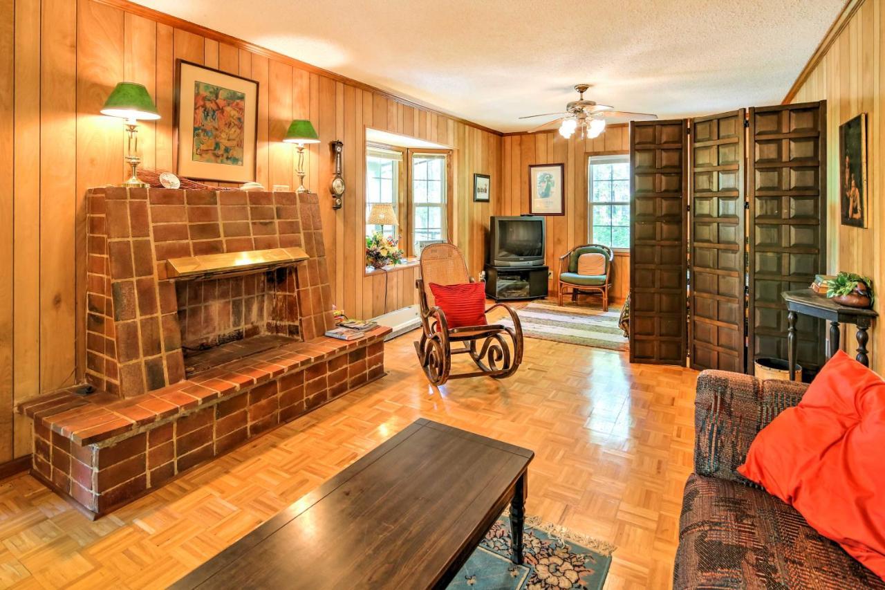 Lakefront Mountain Rest Cottage With Gas Fireplace! Walhalla Екстер'єр фото