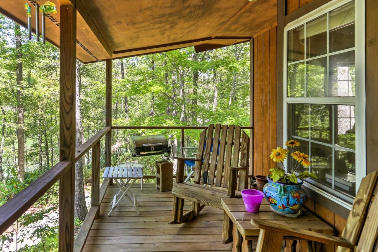 Lakefront Mountain Rest Cottage With Gas Fireplace! Walhalla Екстер'єр фото